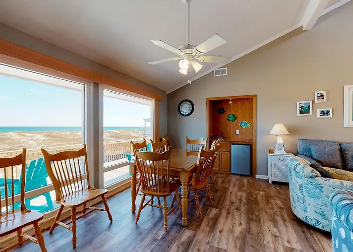 Holiday home Gulf-front With Great Views, Balcony, Ac, Dog Friendly!