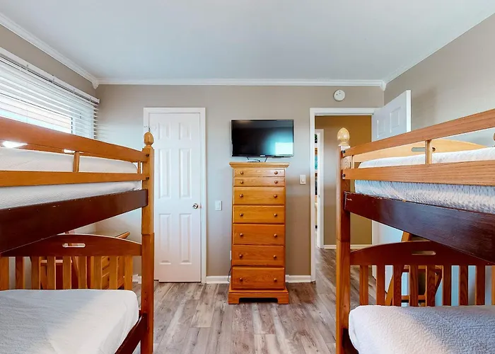Holiday home Gulf-front With Great Views, Balcony, Ac, Dog Friendly! Gulf Shores