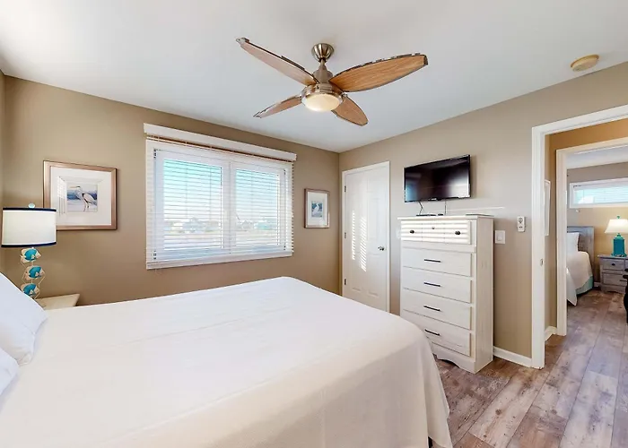 Holiday home Gulf-front With Great Views, Balcony, Ac, Dog Friendly! Gulf Shores