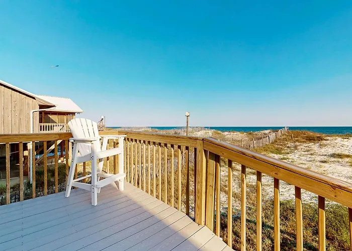 Gulf-front With Great Views, Balcony, Ac, Dog Friendly! Holiday home